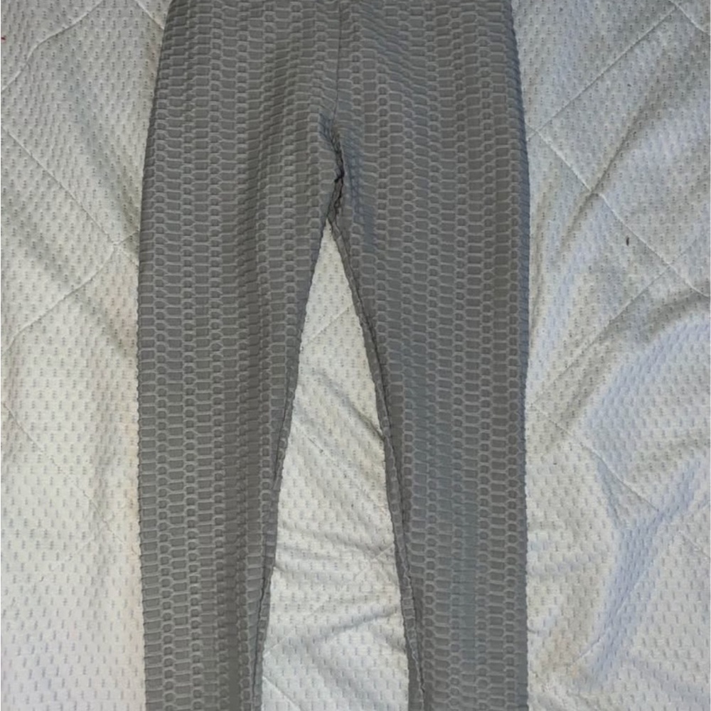 Women’s Gray Textured Leggings